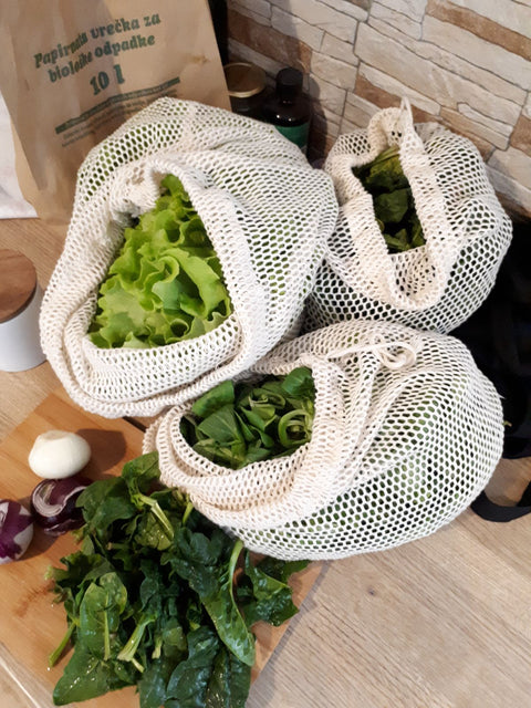 Multiple Mesh cotton bags with vegetables